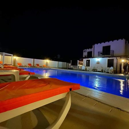 Villa California Hátszeg Kültér fotó